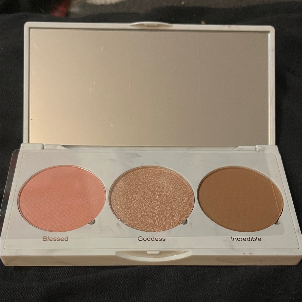 REALHER Ultimate Glow Getter Cheek Trio Palette with Pink, Gold, & Brown Shades